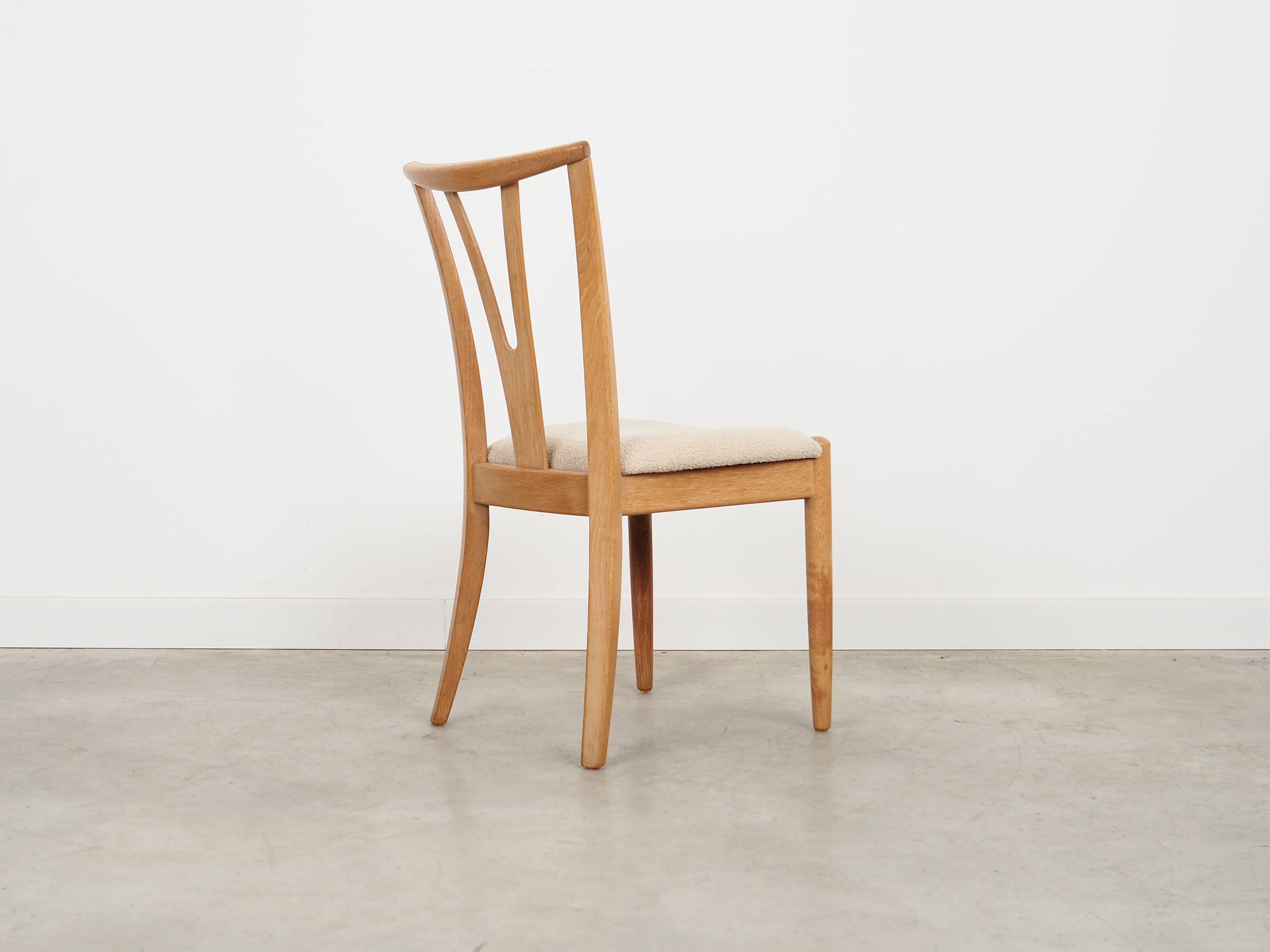 Ensemble de six chaises en frêne, design danois, années 1970, production : Danemark