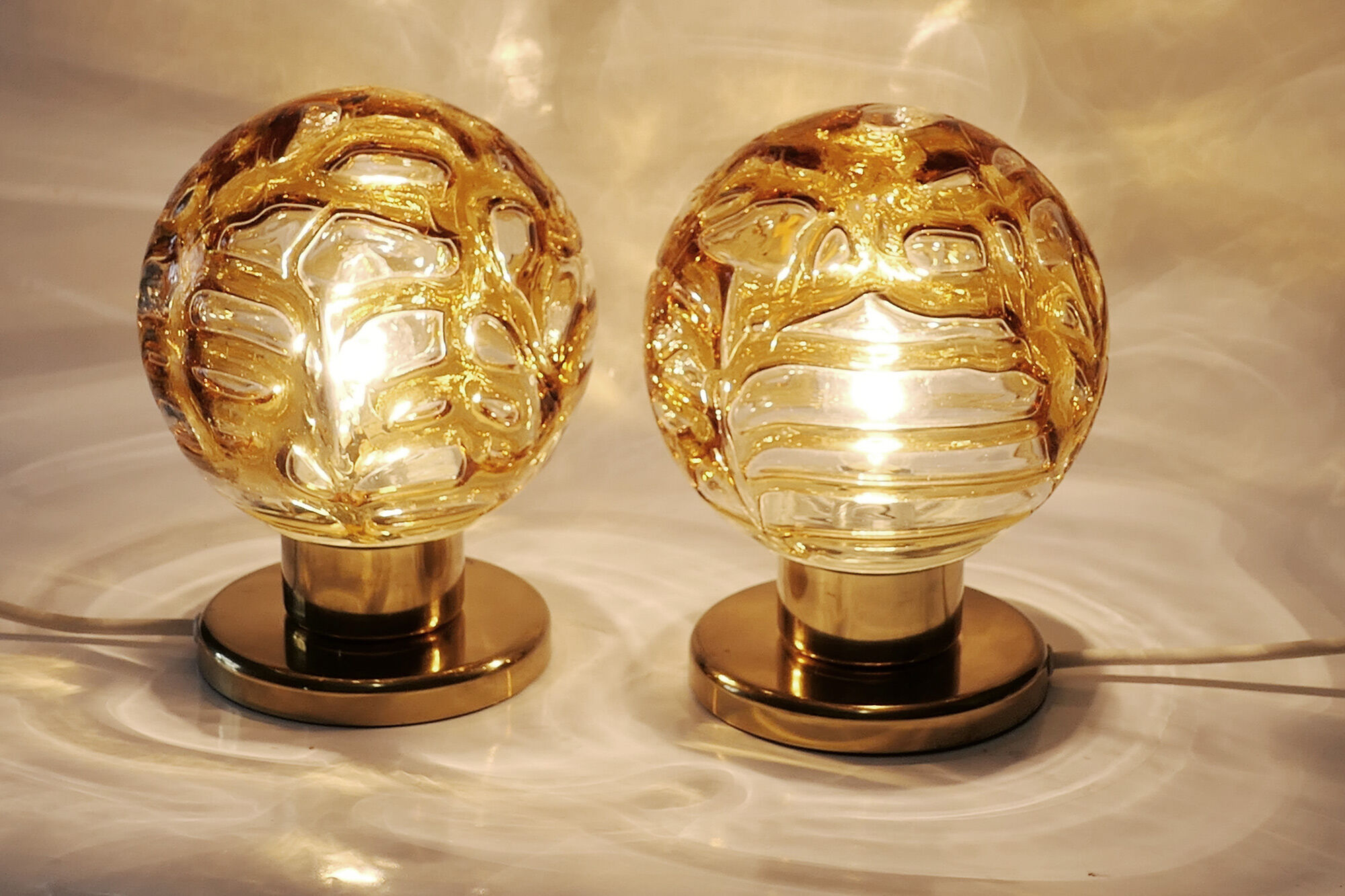 Pair of lamps DORIA lights globes MURANO New Old Stock