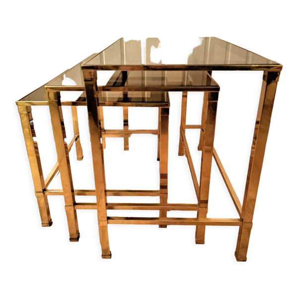 3 tables gigogne en laiton doré