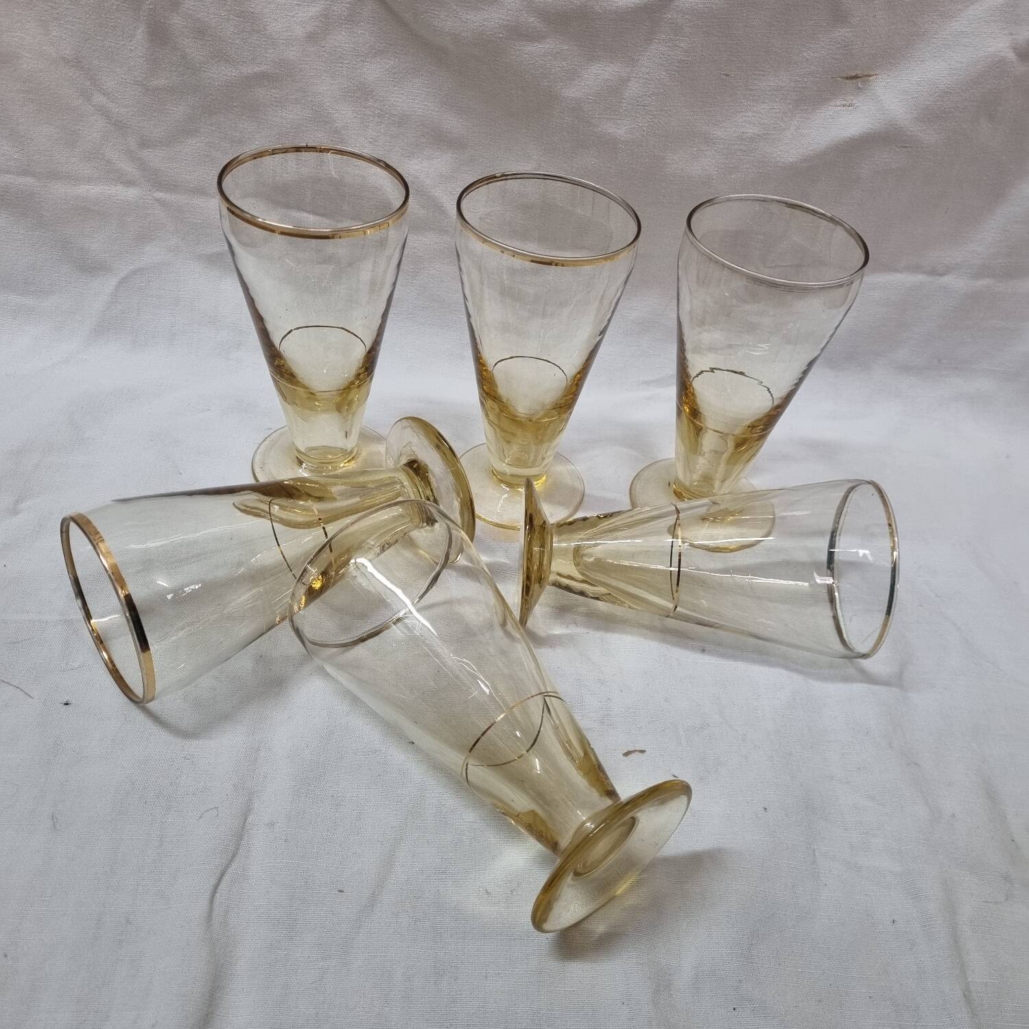 6 Art Deco golden yellow glasses