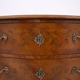 Commode marquetée de style, France.