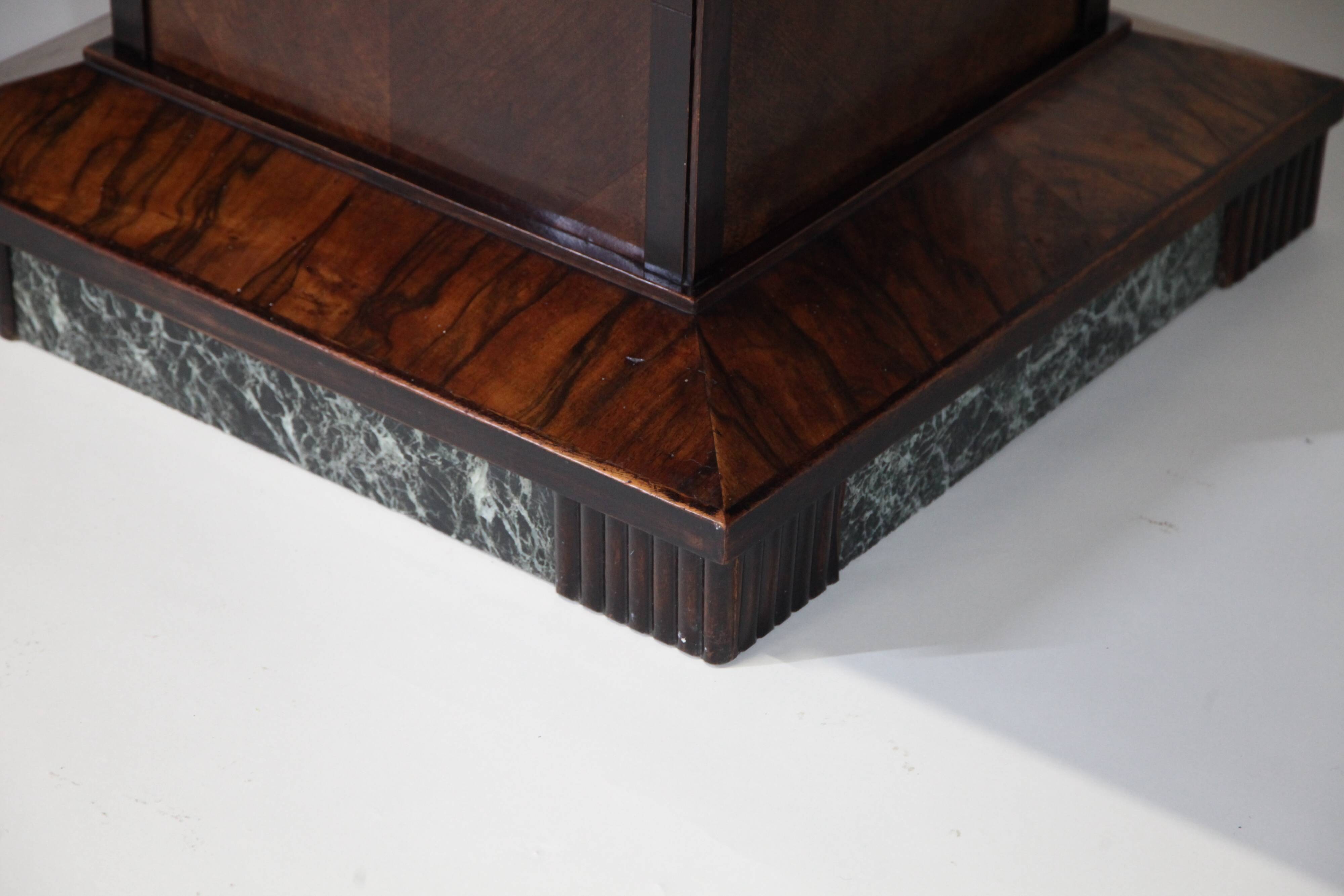 Art Deco Dining Table in Walnut Burl, 1930s