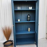 Bookcase with 2 glass doors