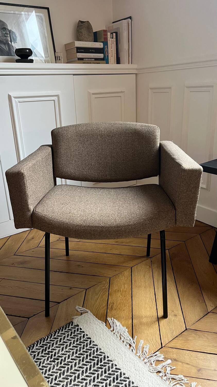 Pierre Guariche Consulting Chair