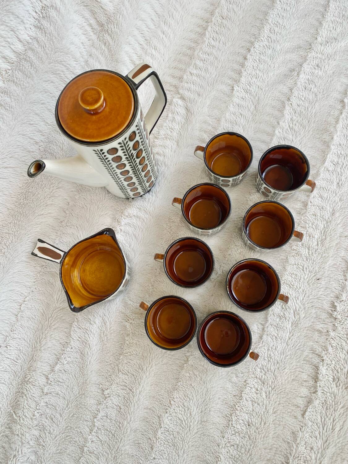 Boch service La Louvière walnut model