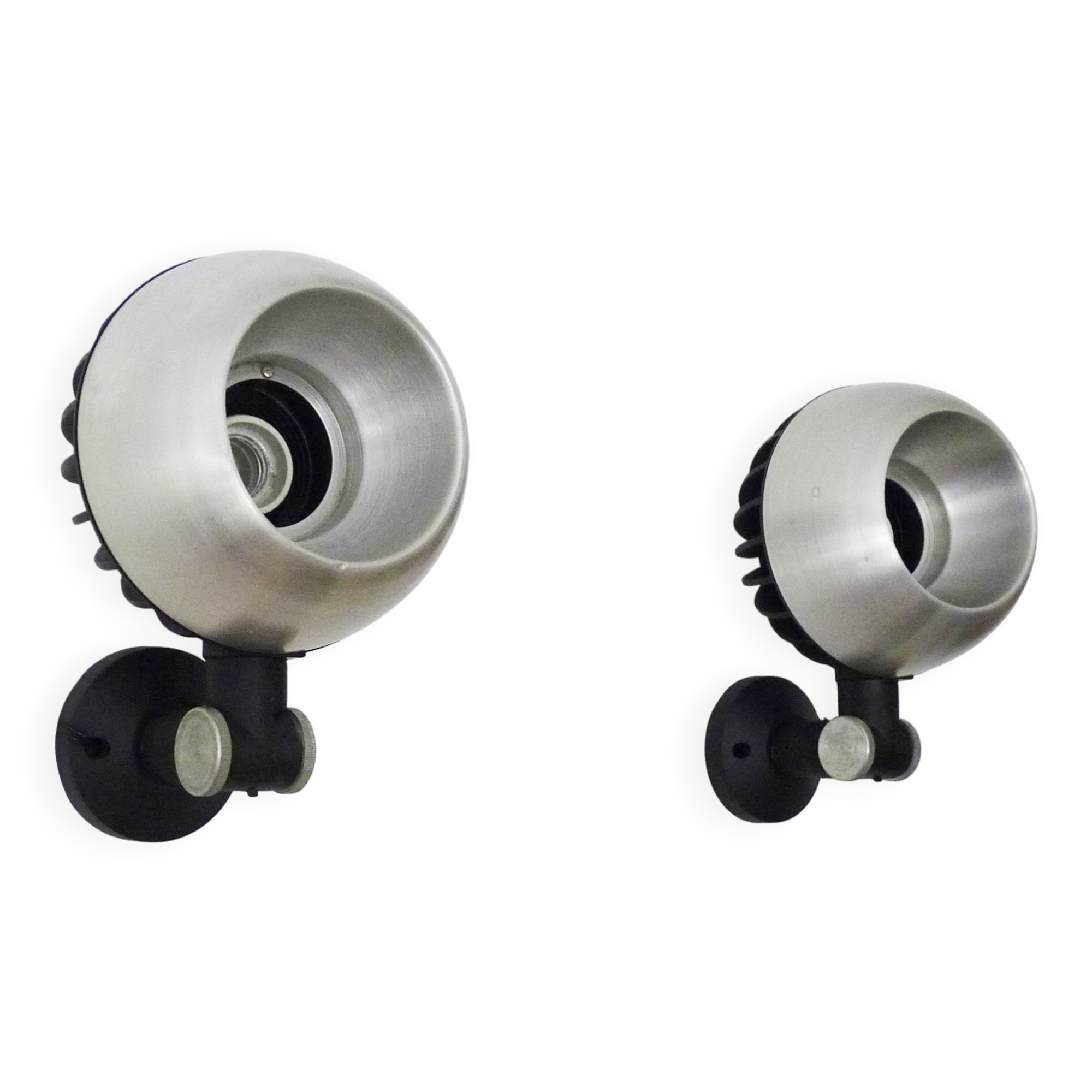 Pair of adjustable chrome eyeball wall lights. Diameter 17 cm - 6.69 " 70s-80s
