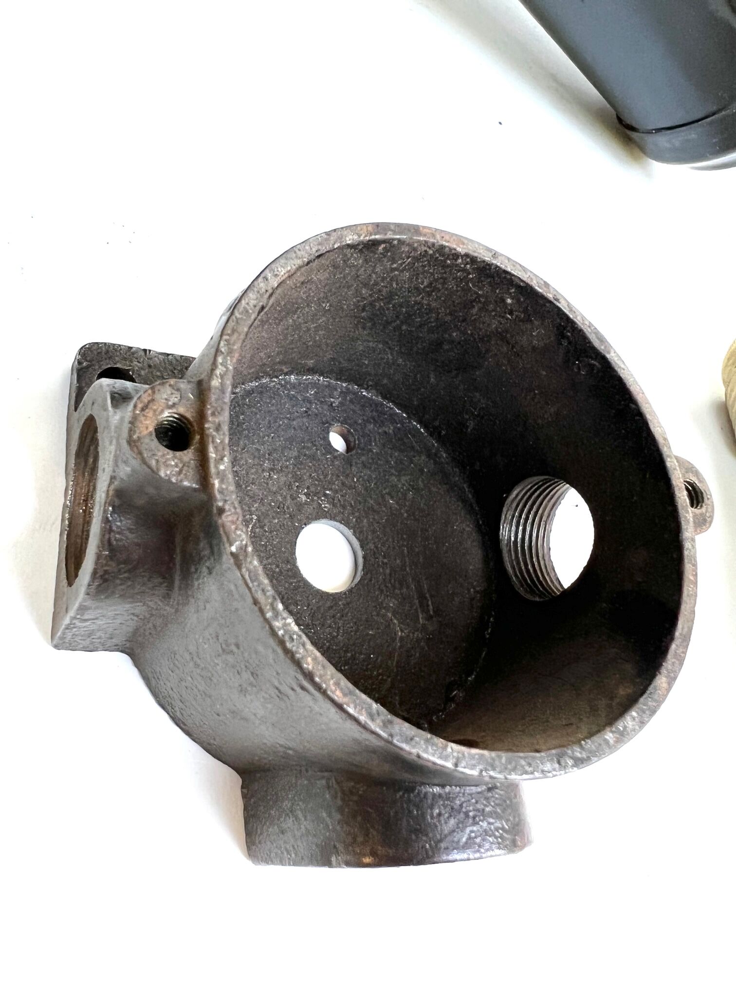 BLACK ENAMELLED TOLE WALL LAMP 1940 LEGRAND Ø 25 CM