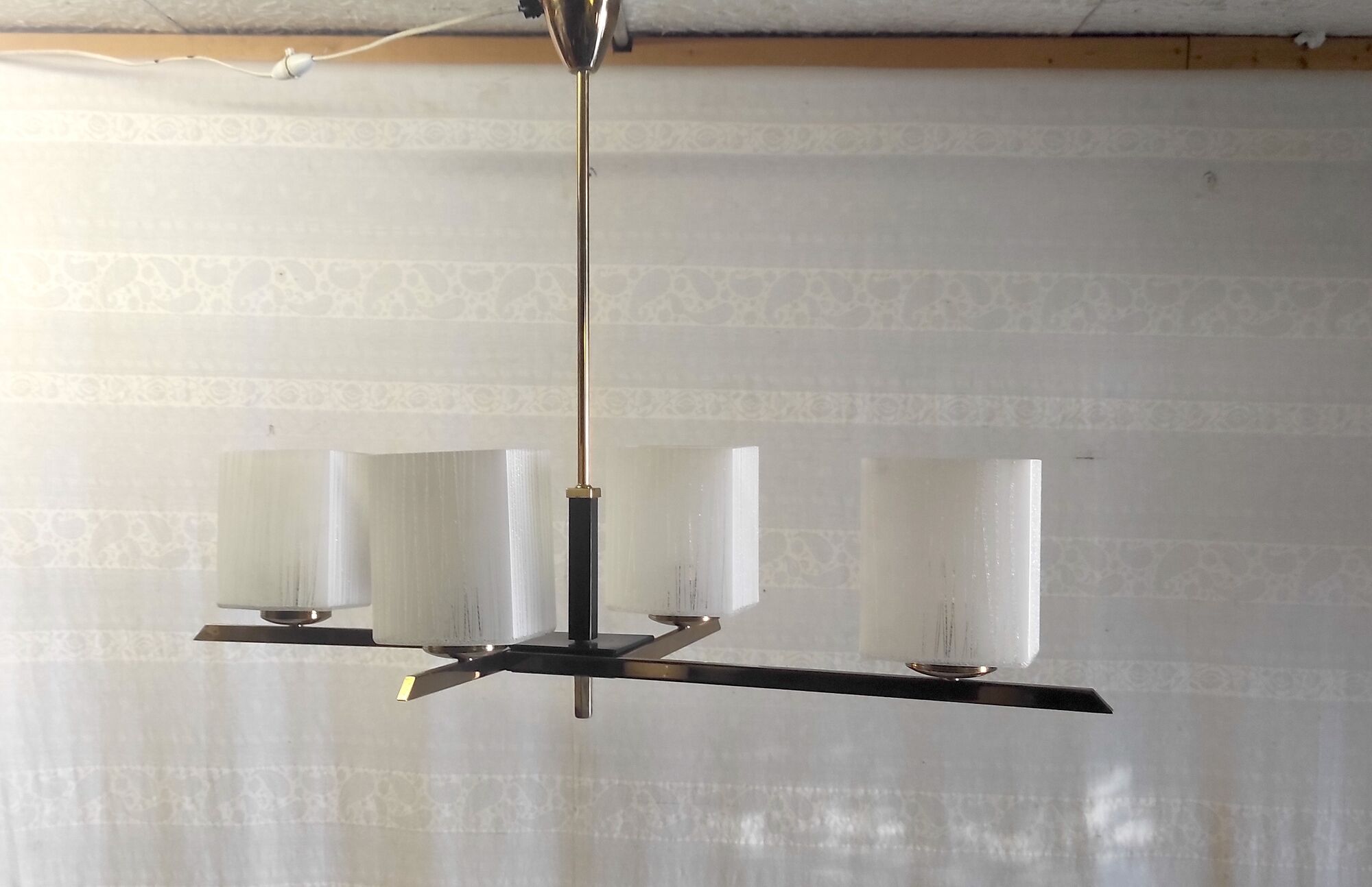 Chandelier in brass and lacquered metal 50s 60s