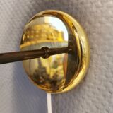 Applique en laiton avec abat-jour original en verre blanc laiteux, conçue par Svend Mejlstrøm Danemark années 1960