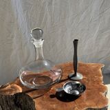 Simple metal wine taster