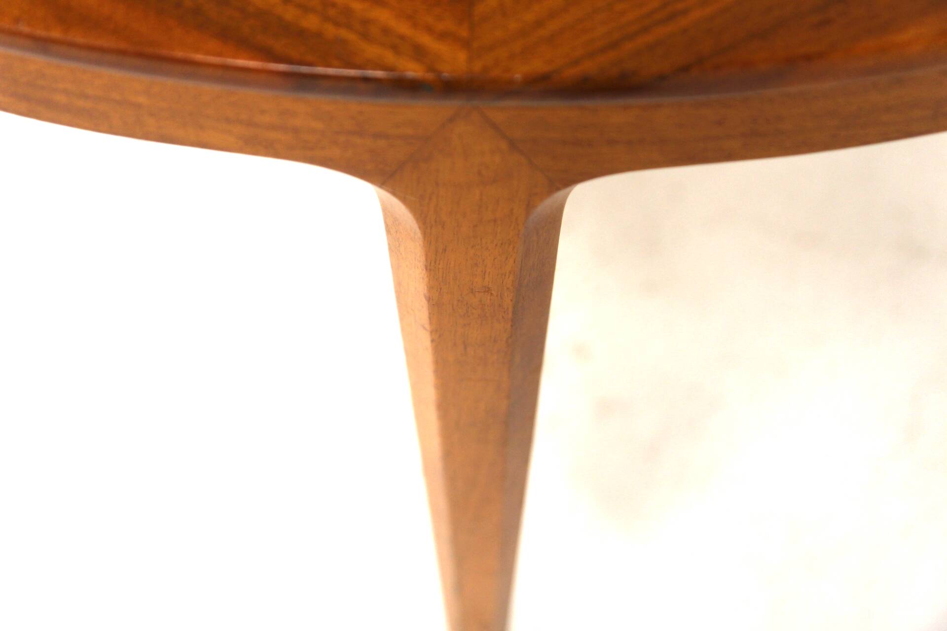 Dining table in walnut, "Facett 3-132" Bertil Fridhagen, Sweden.