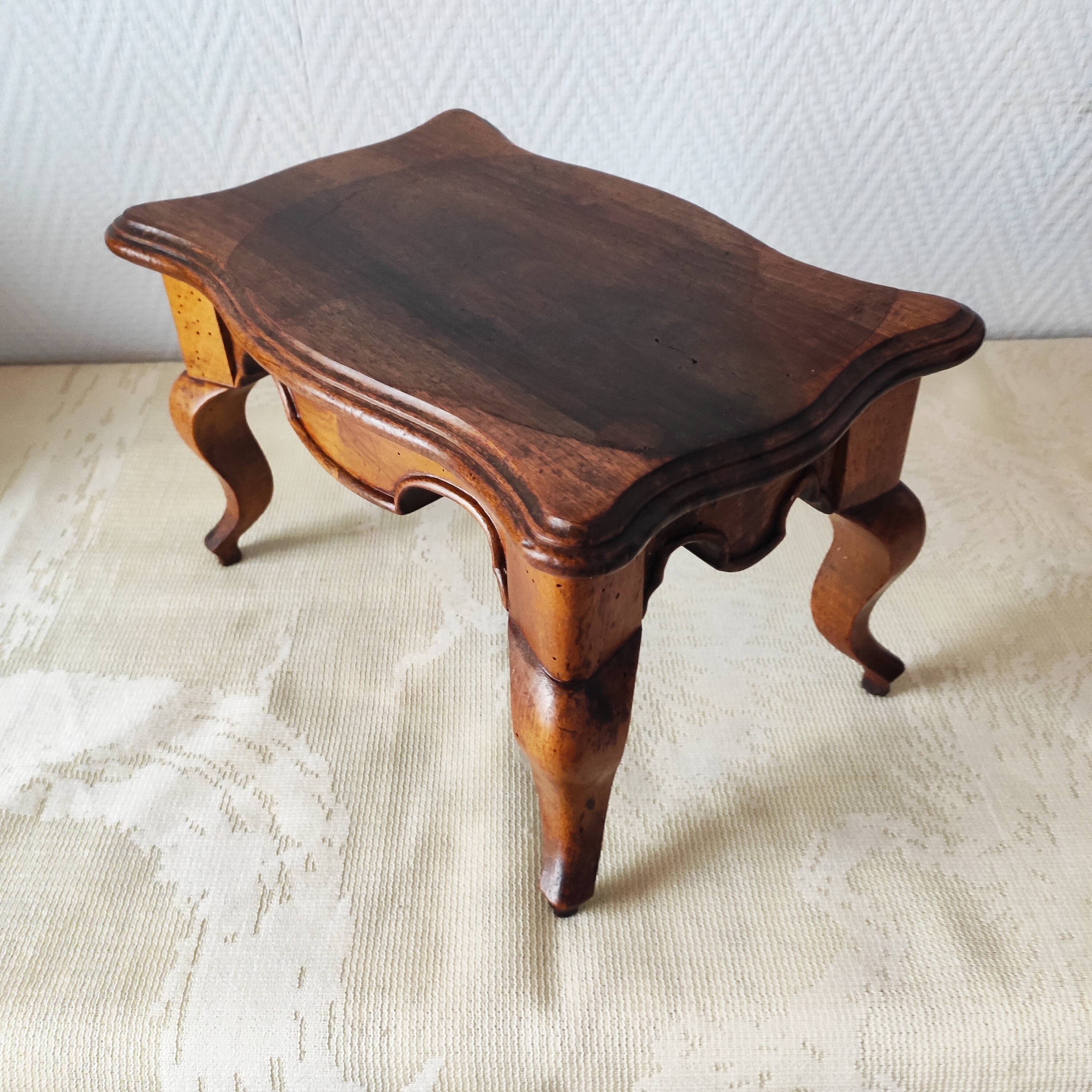 Antique solid wood footstool – Louis XV style, curved legs