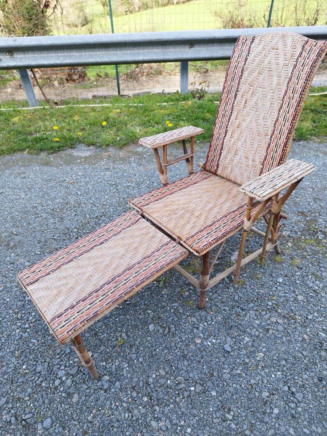 Chaise longue bain de soleil rotin fauteuil
