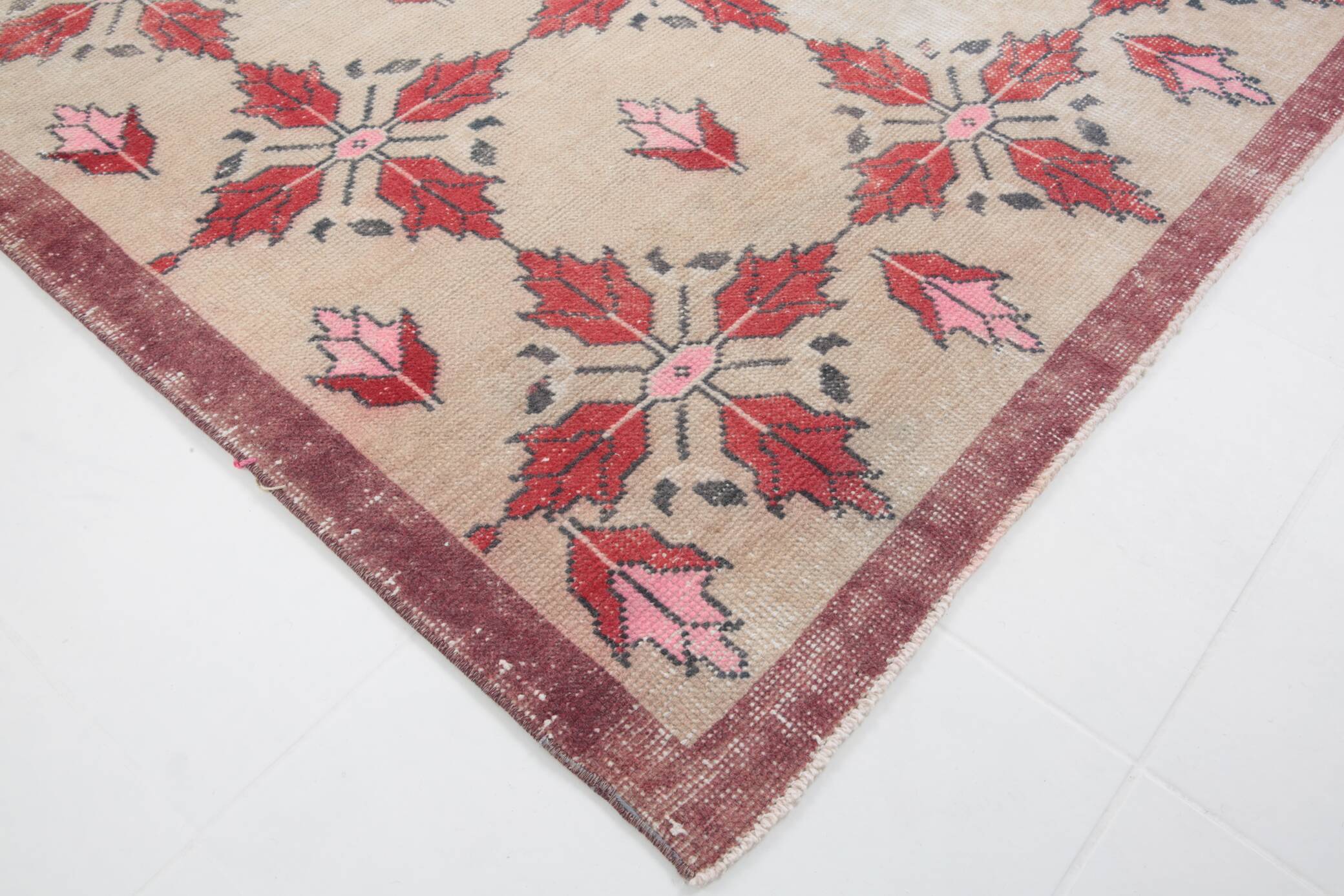 4x8 Star Pattern Burgundy Turkish Vintage Rug, 140x237Cm