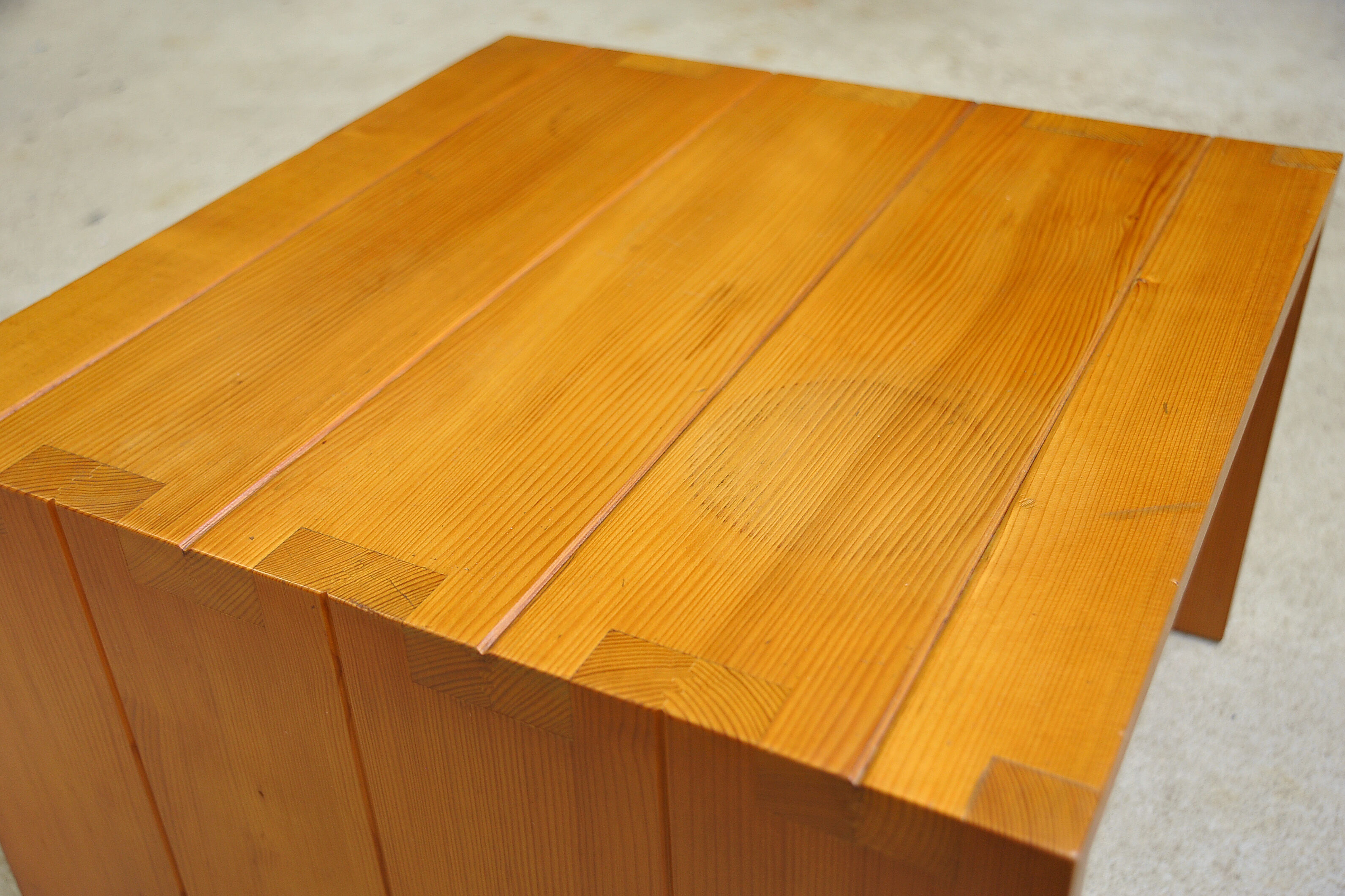 Maison Regain solid pine coffee table 70