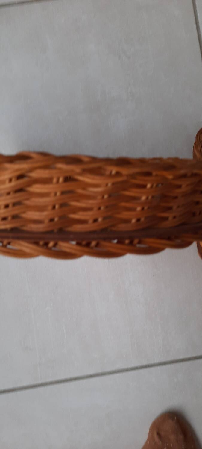 Wicker and wood tray