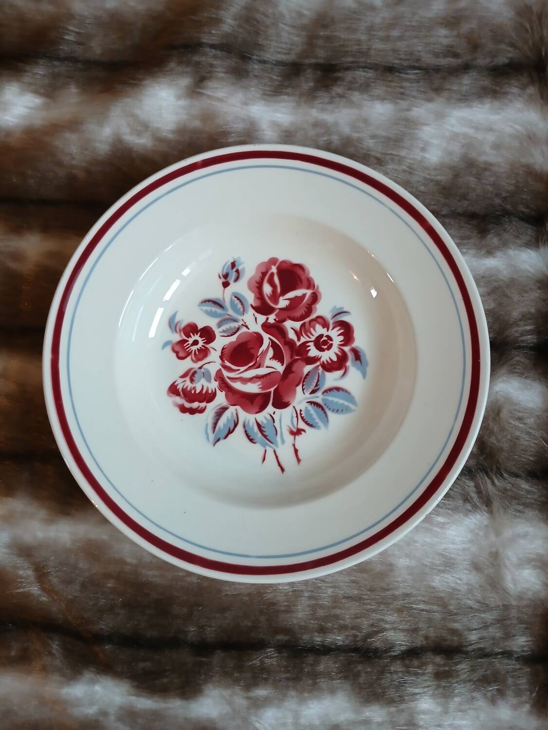 6 mismatched antique deep plates