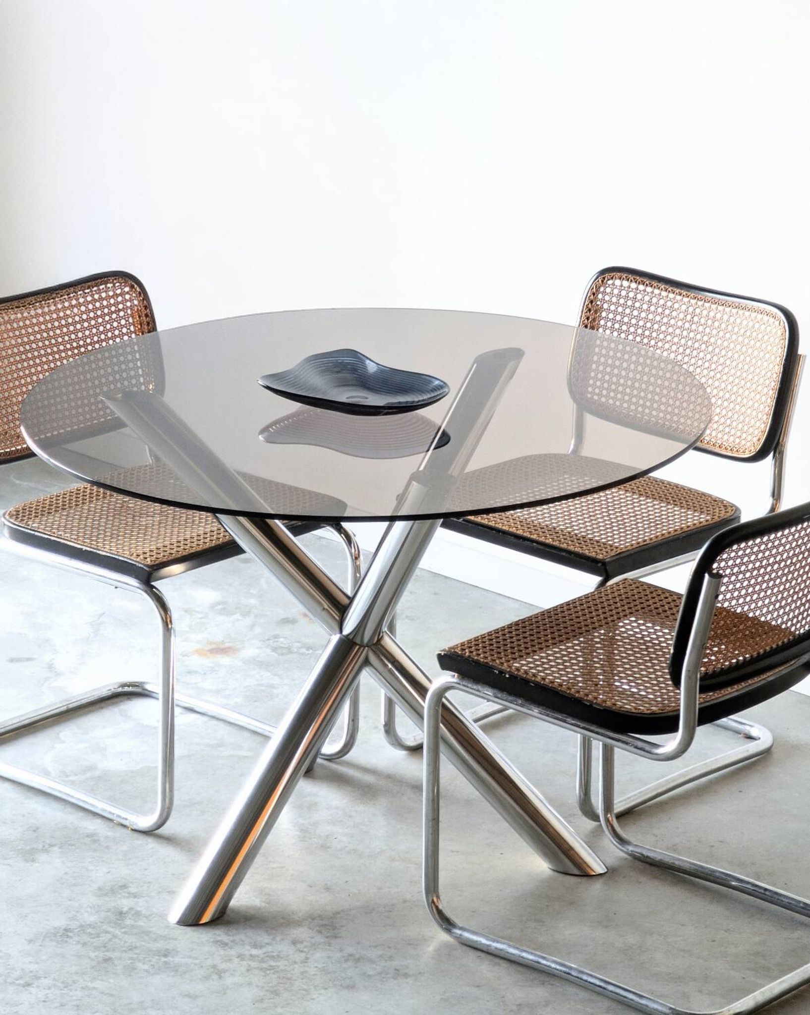 Vintage glass round table, Renato Zevi edition Roche Bobois, 1970.