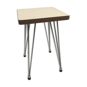 Stool in metal and formica