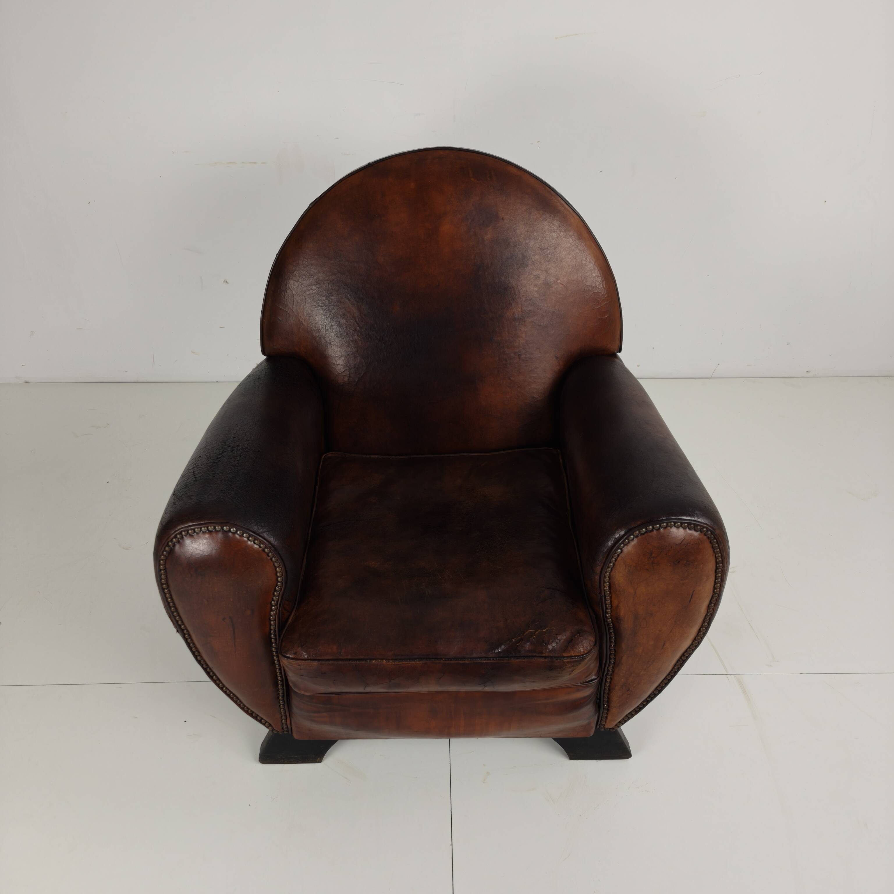 Leather Art Deco Gentleman’s Club Chair
