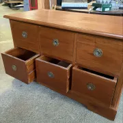 Meuble de rangement en bois
