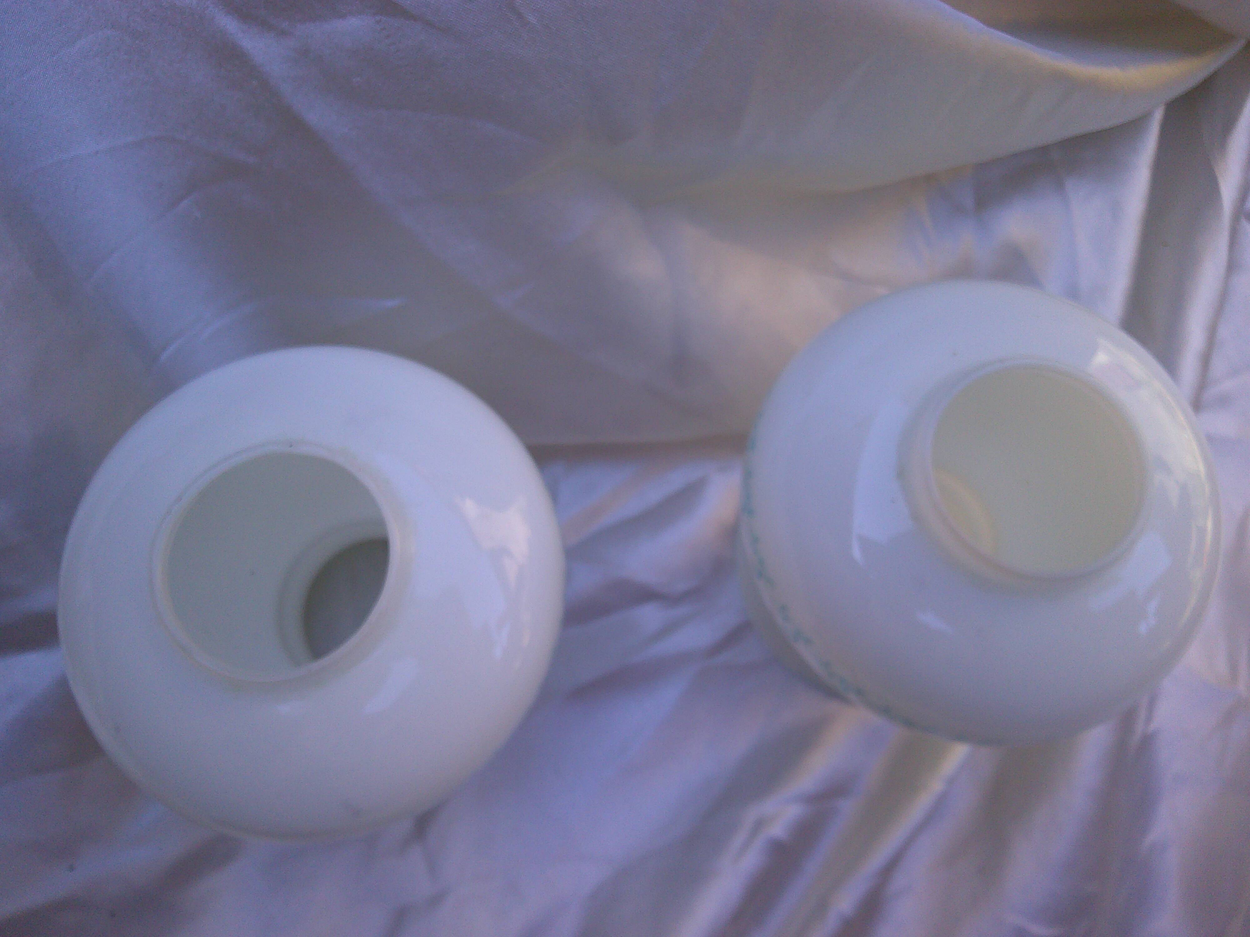 Set of 2 white glass lampshades