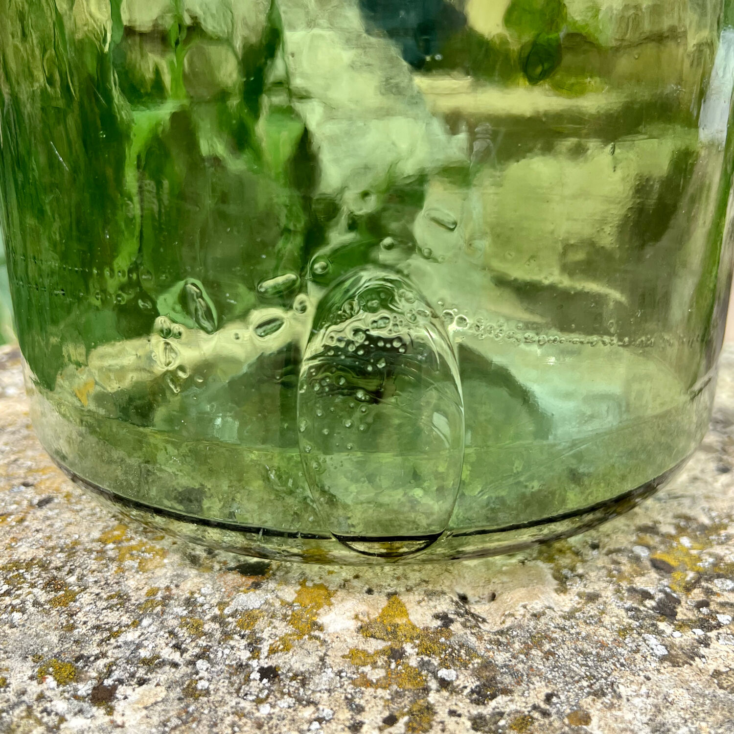 Blown demijohn