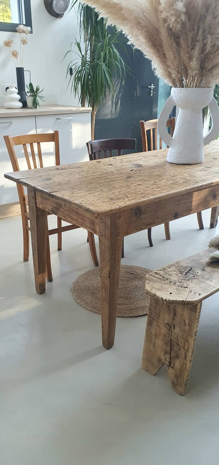 Farmhouse table