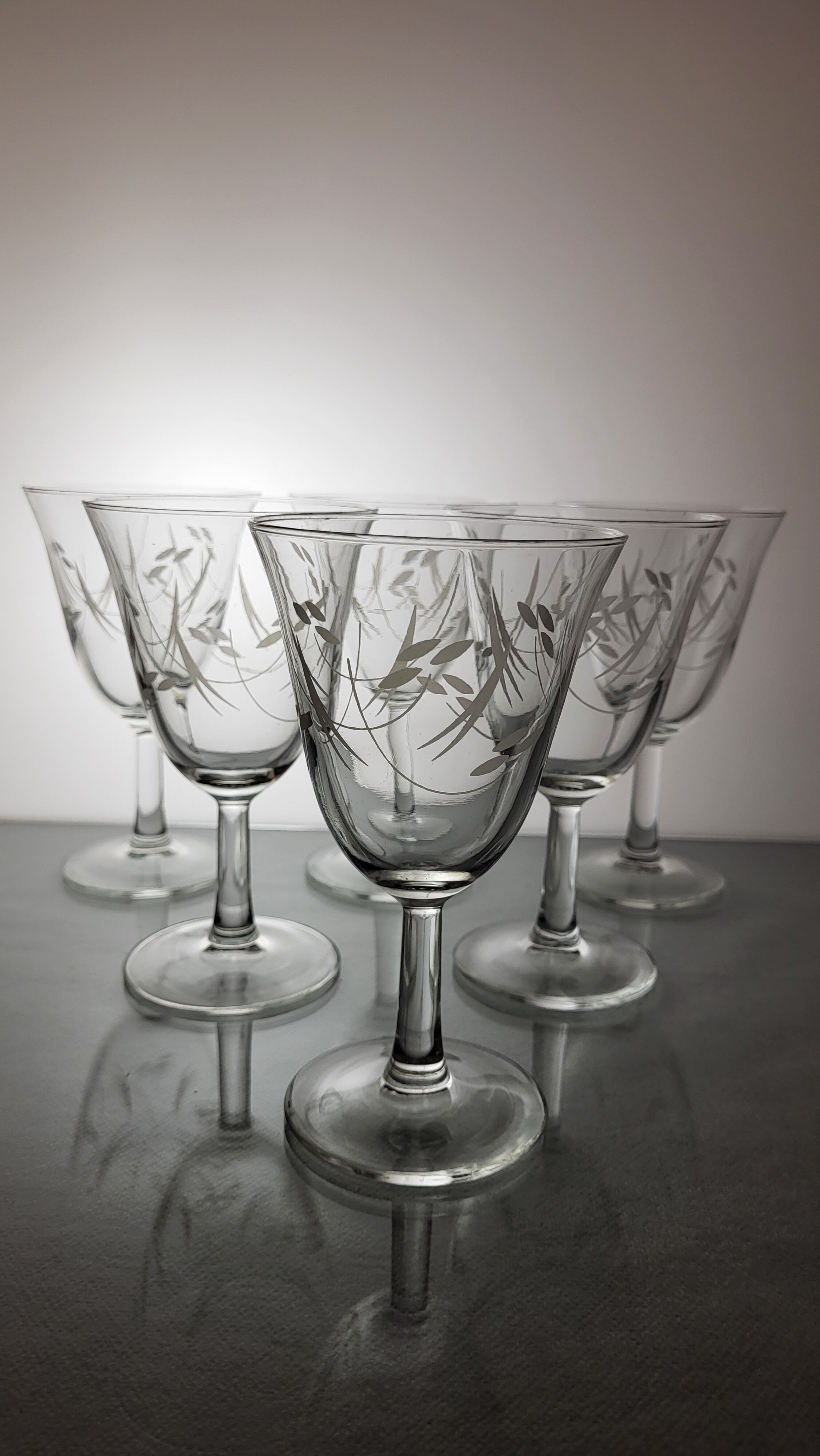 Set of 6 glasses of water / wine 60s