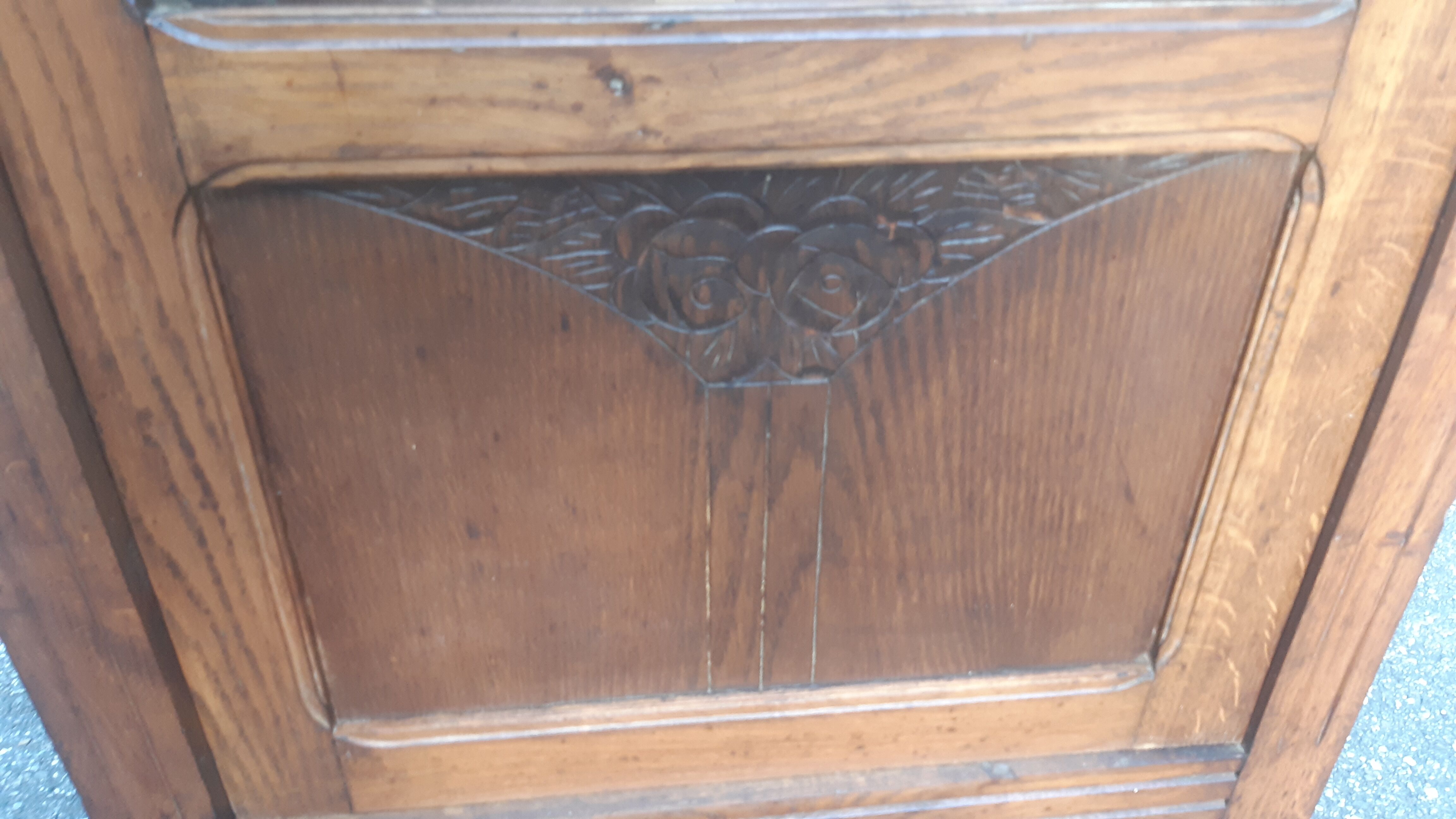 Hosiere glazed library art deco