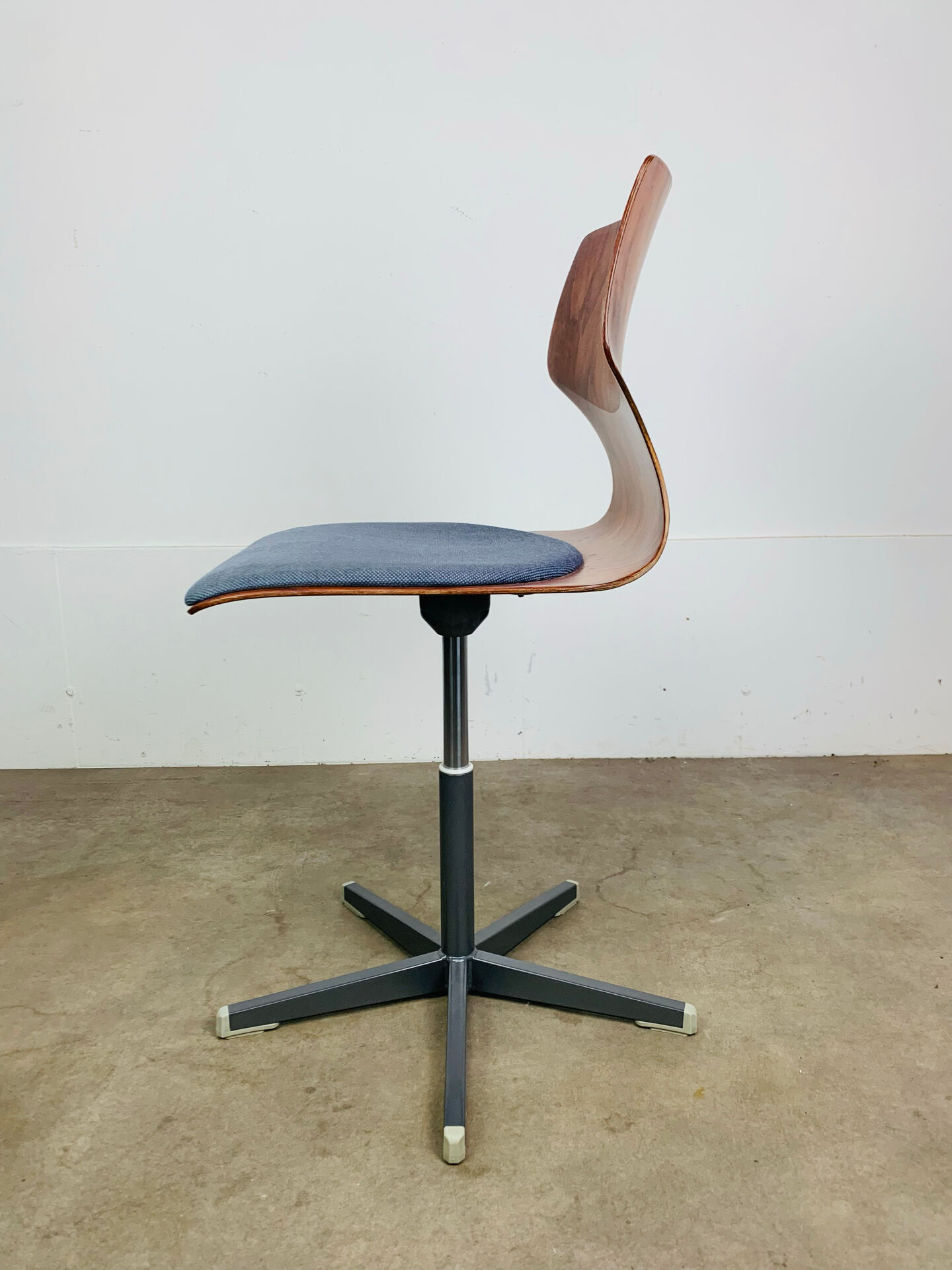 Pagholz Pagwood office chair, swivel