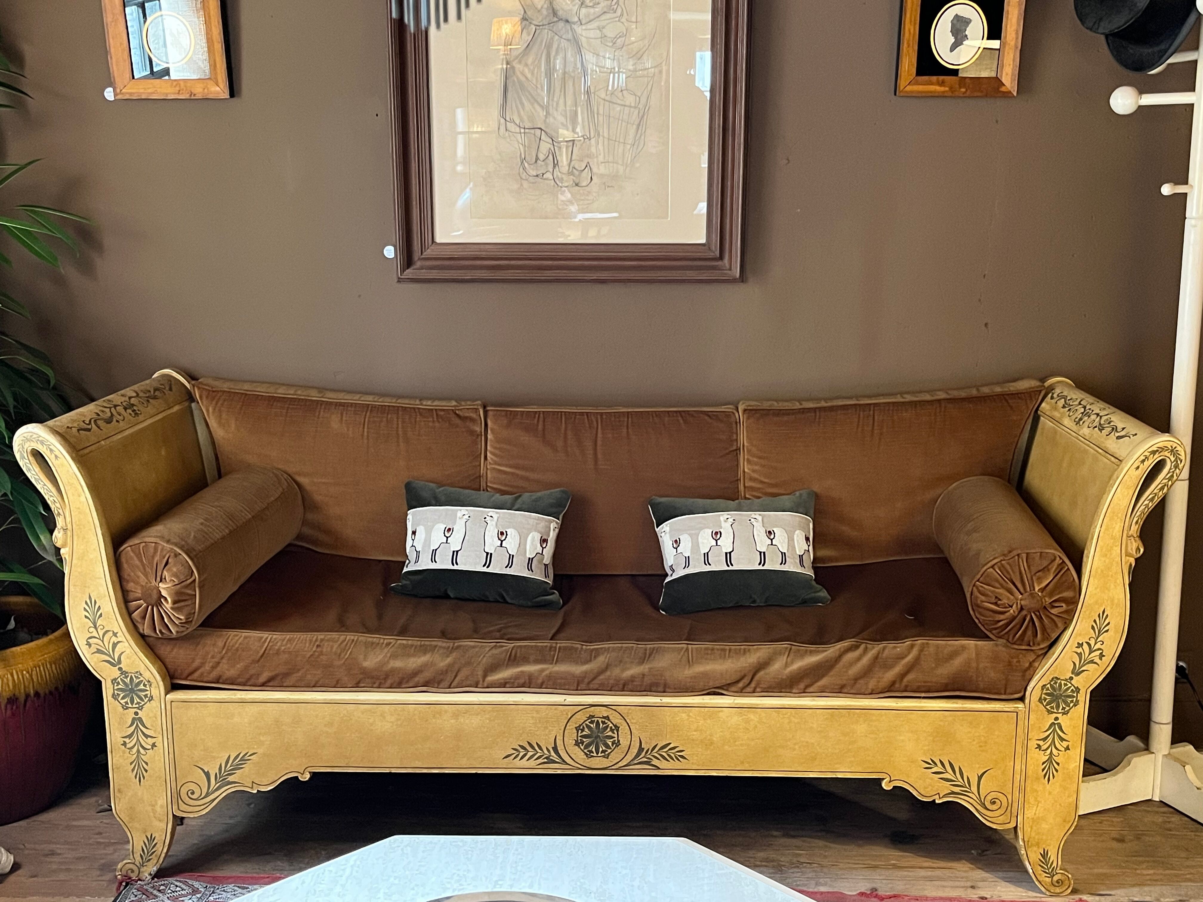 Bench 1900 swan head