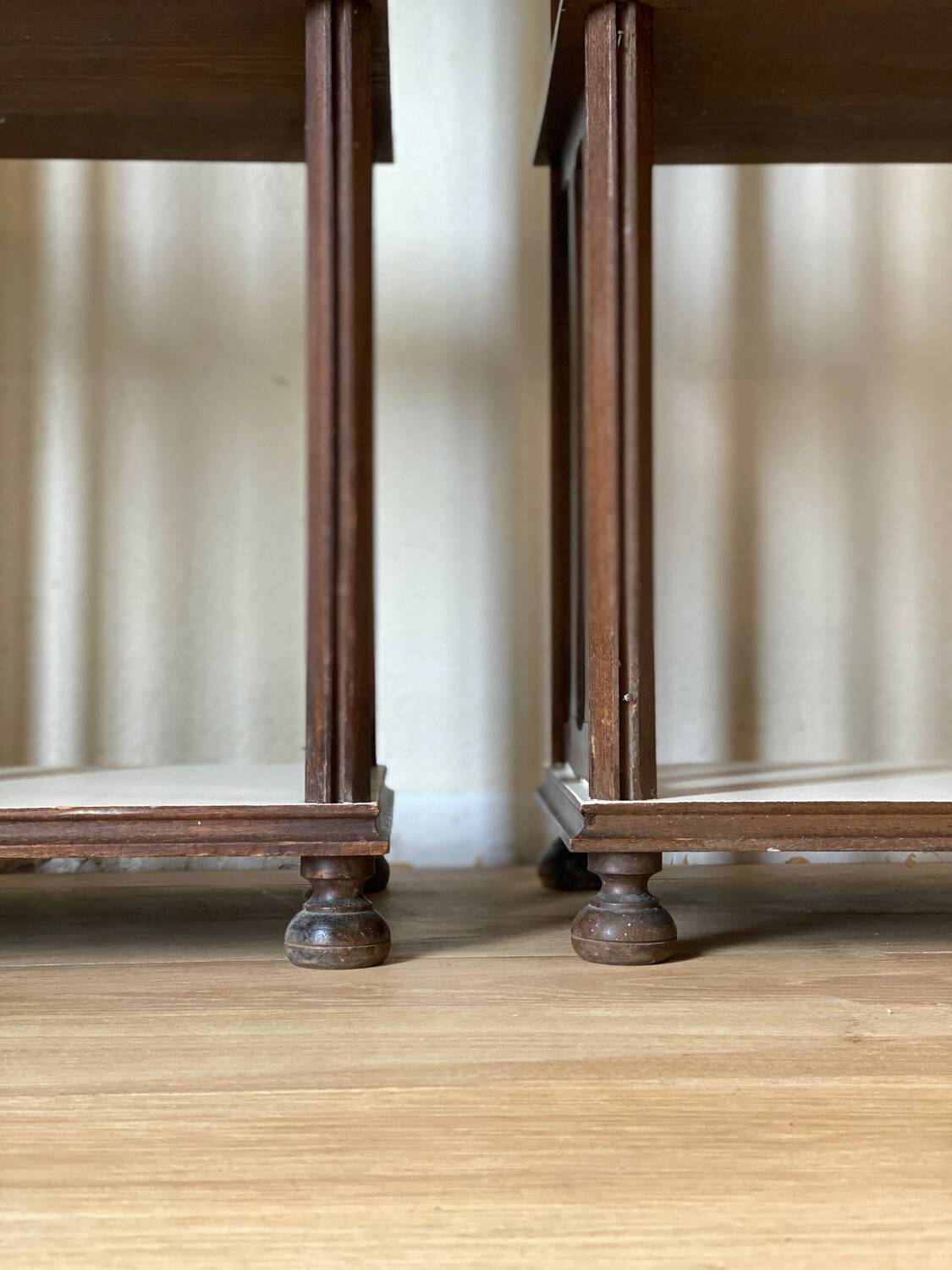 Solid wood bookcase / shelves