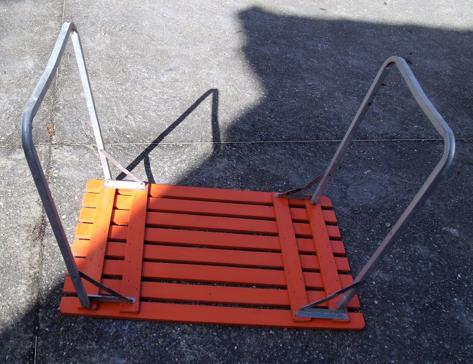 Table of camping vintage metal and wood folding indoor outdoor