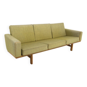 Canapé scandinave ''GE-236'',