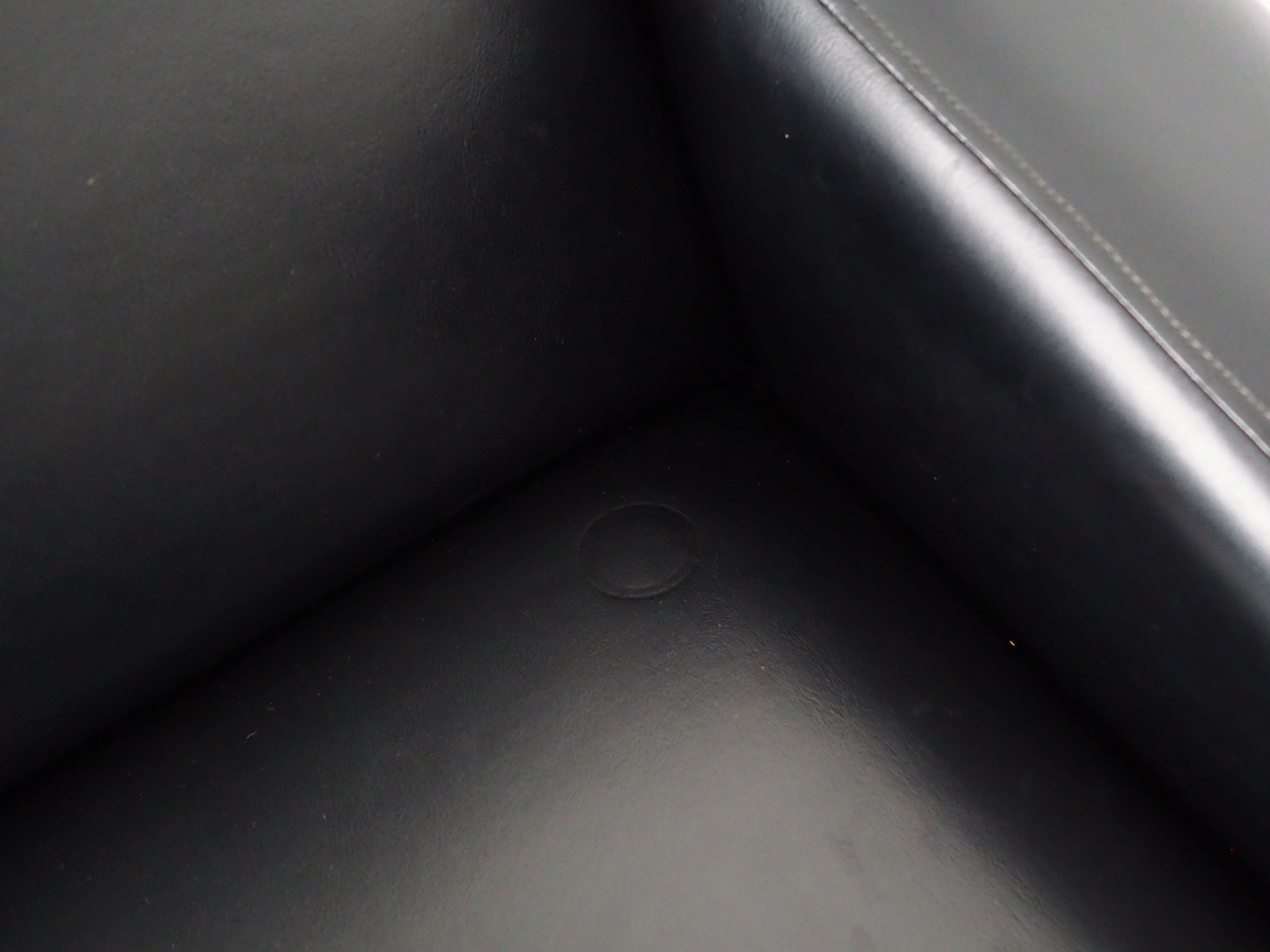 Leather armchair, Danish design, 1970s, production: Denmark