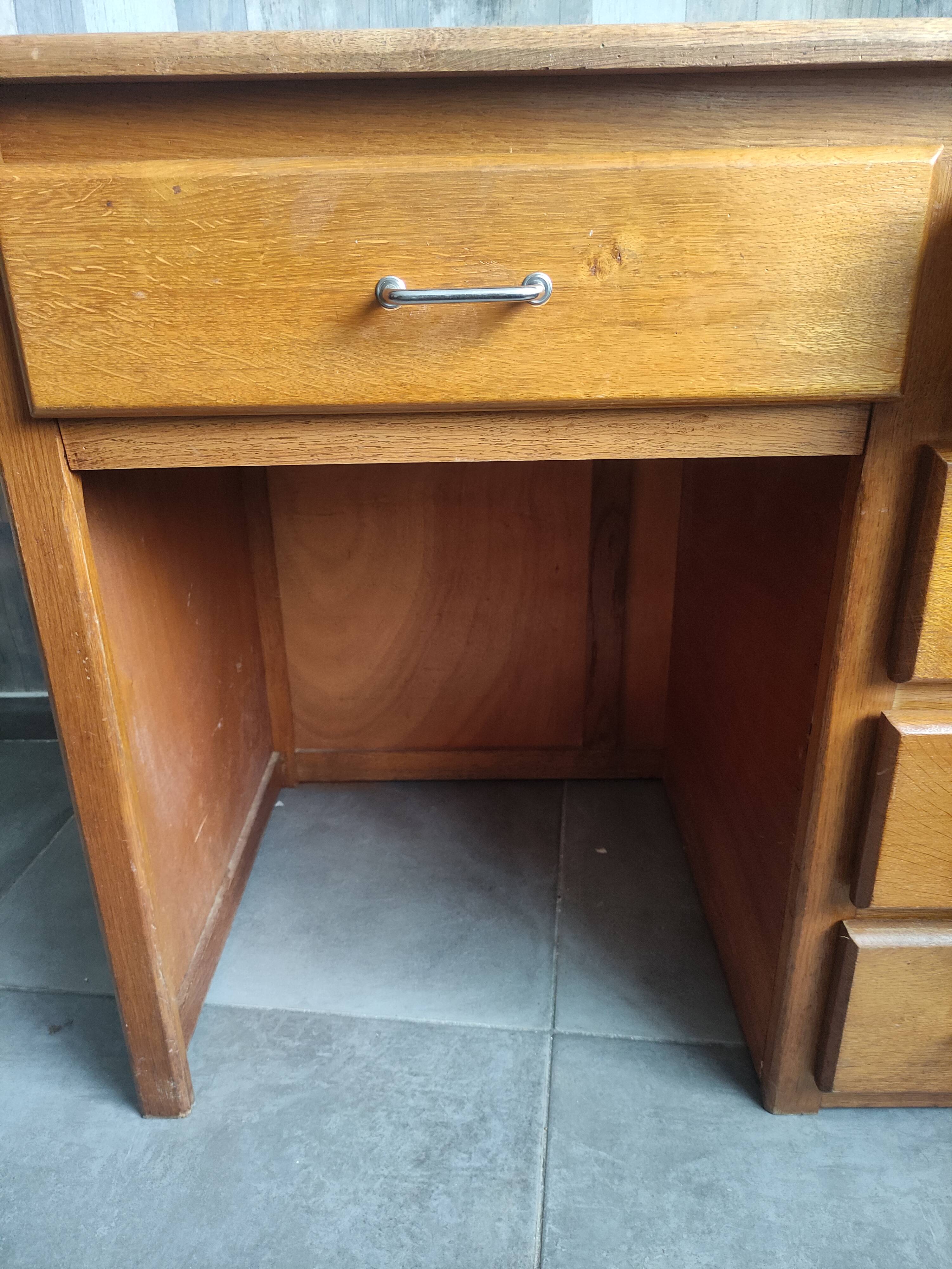 Wooden children's desk around the 60s-70s