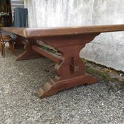 Table de conférence monastère chêne