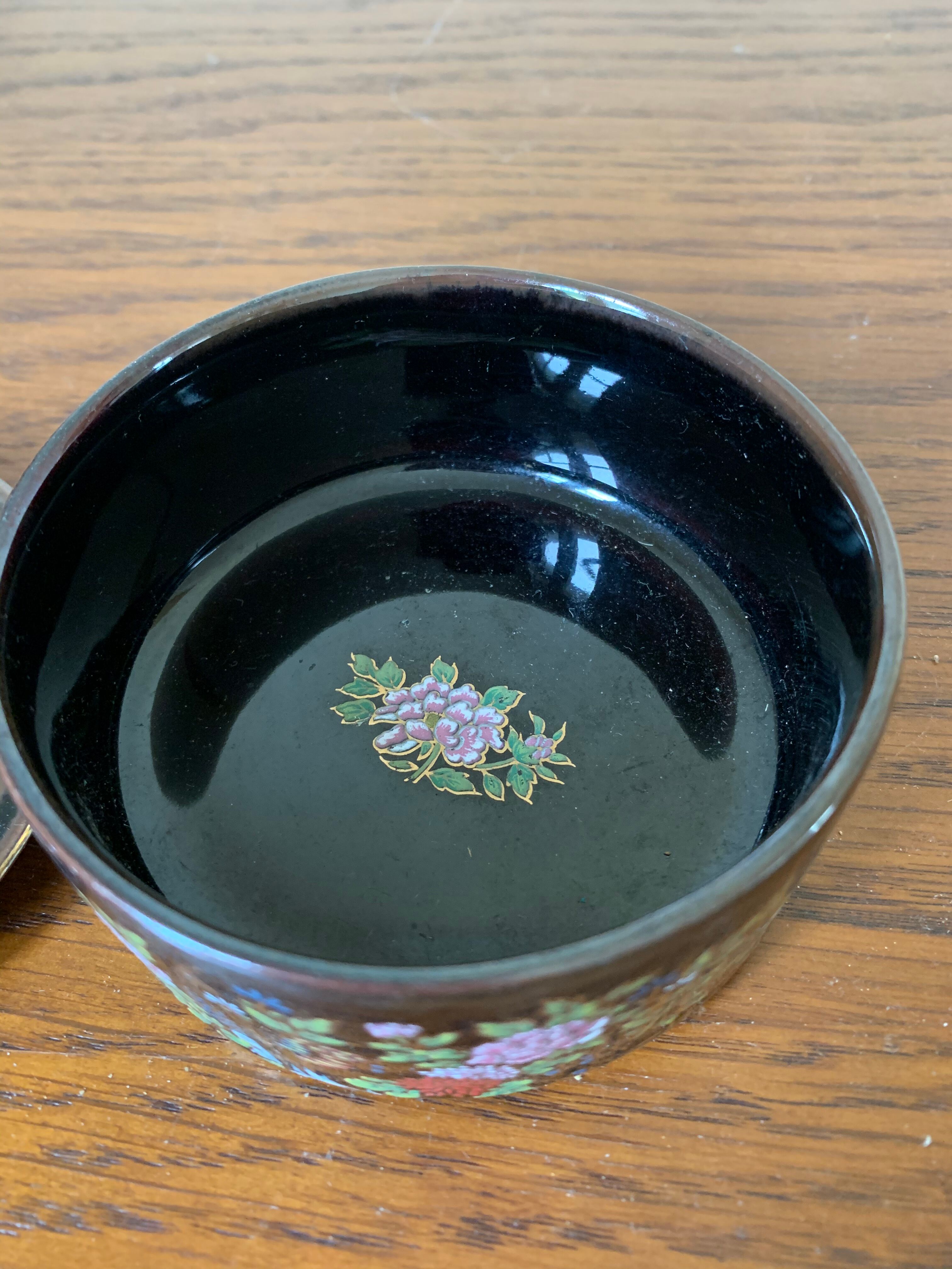 Round box - imperial Kutani