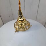 Smooth opaline suspension