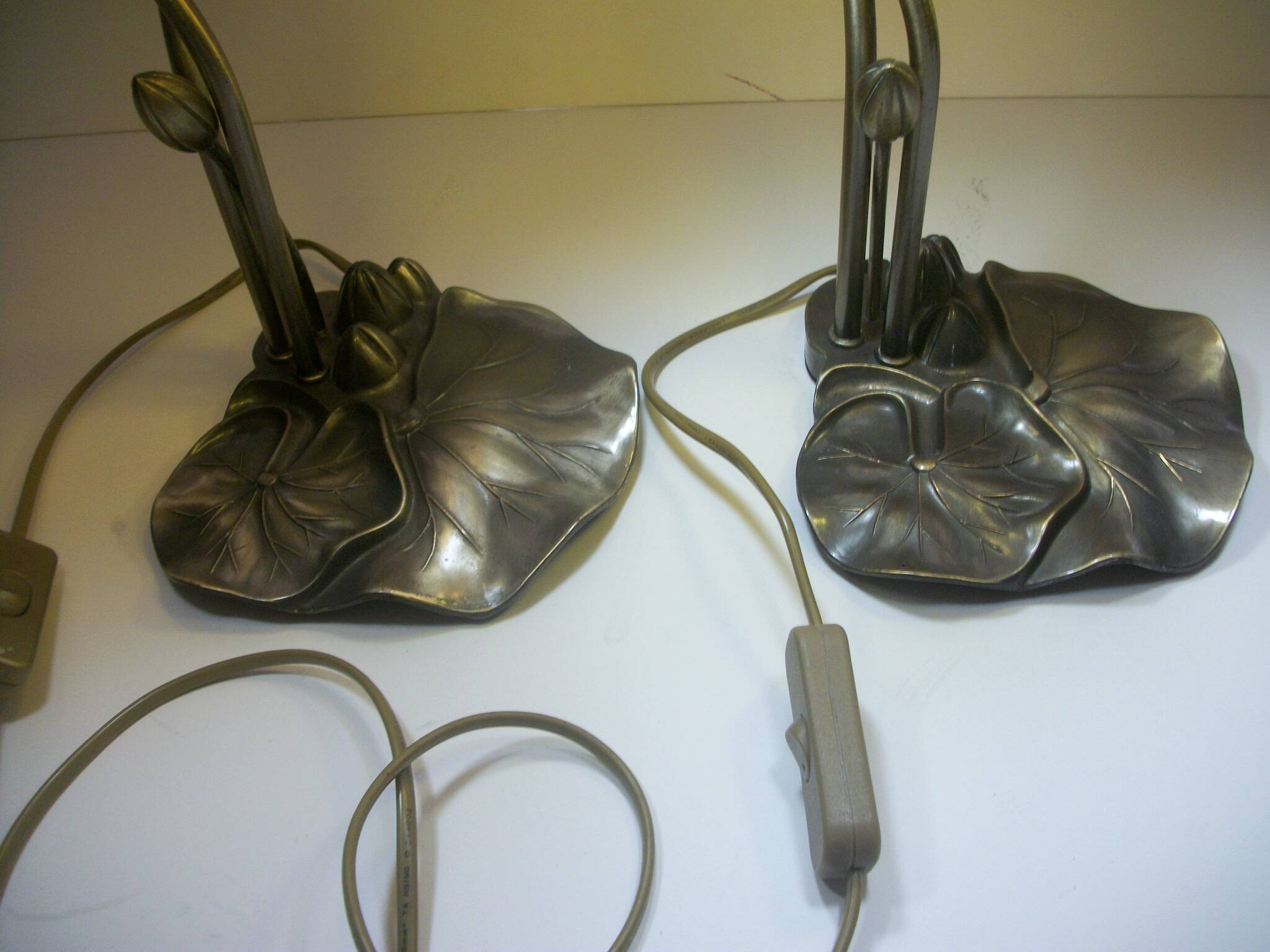 Paire de lampes nymphéas