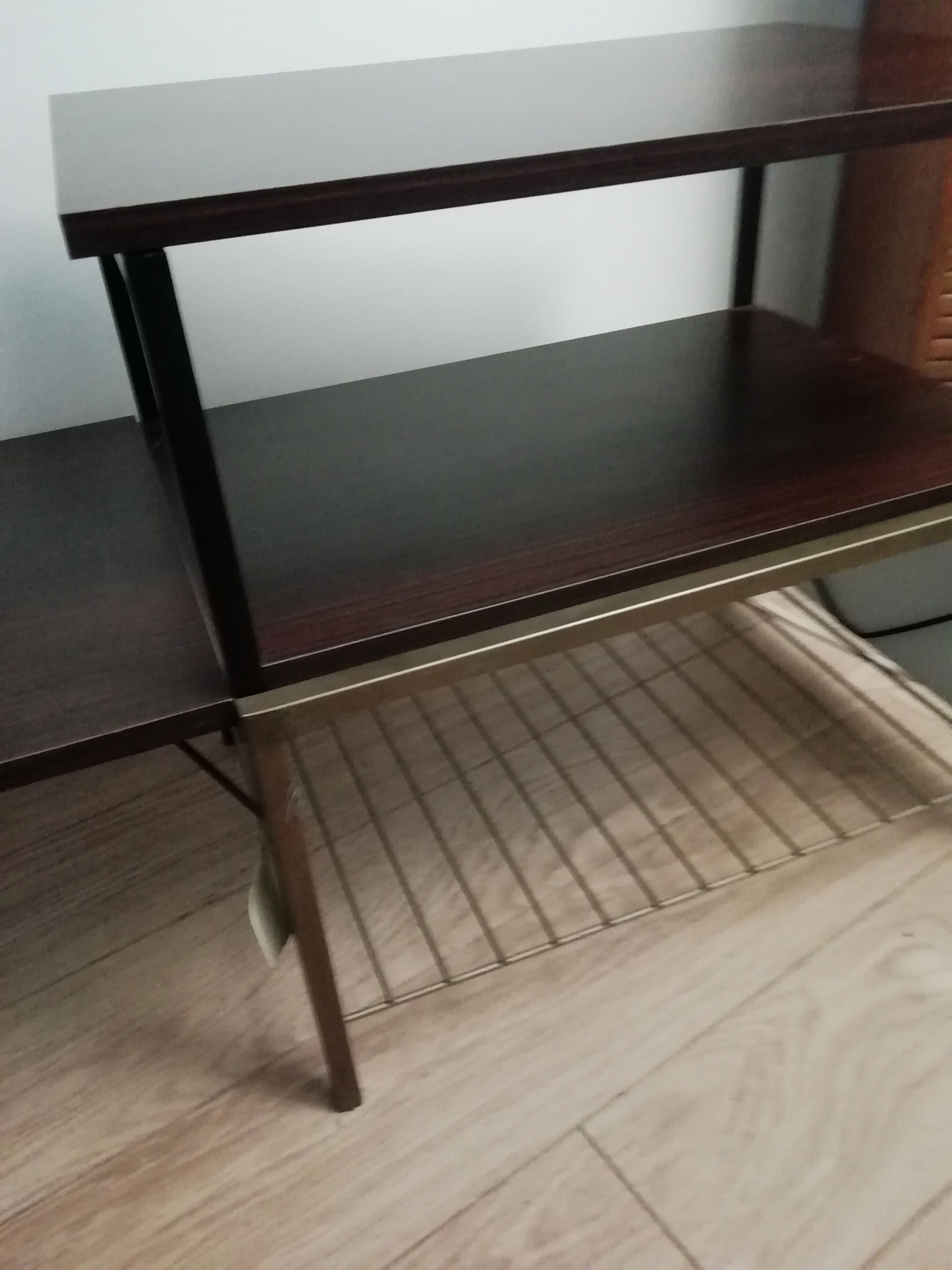 Beating coffee table