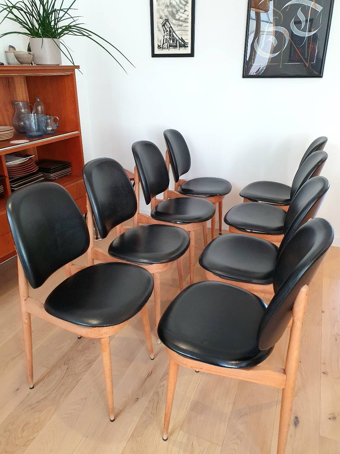 Vintage chairs "Pégase" Pierre Guariche/Baumann