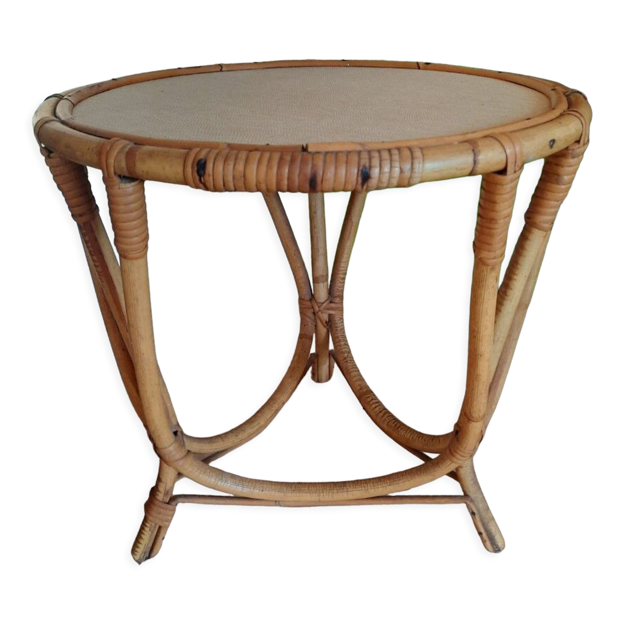 Rattan pedestal table