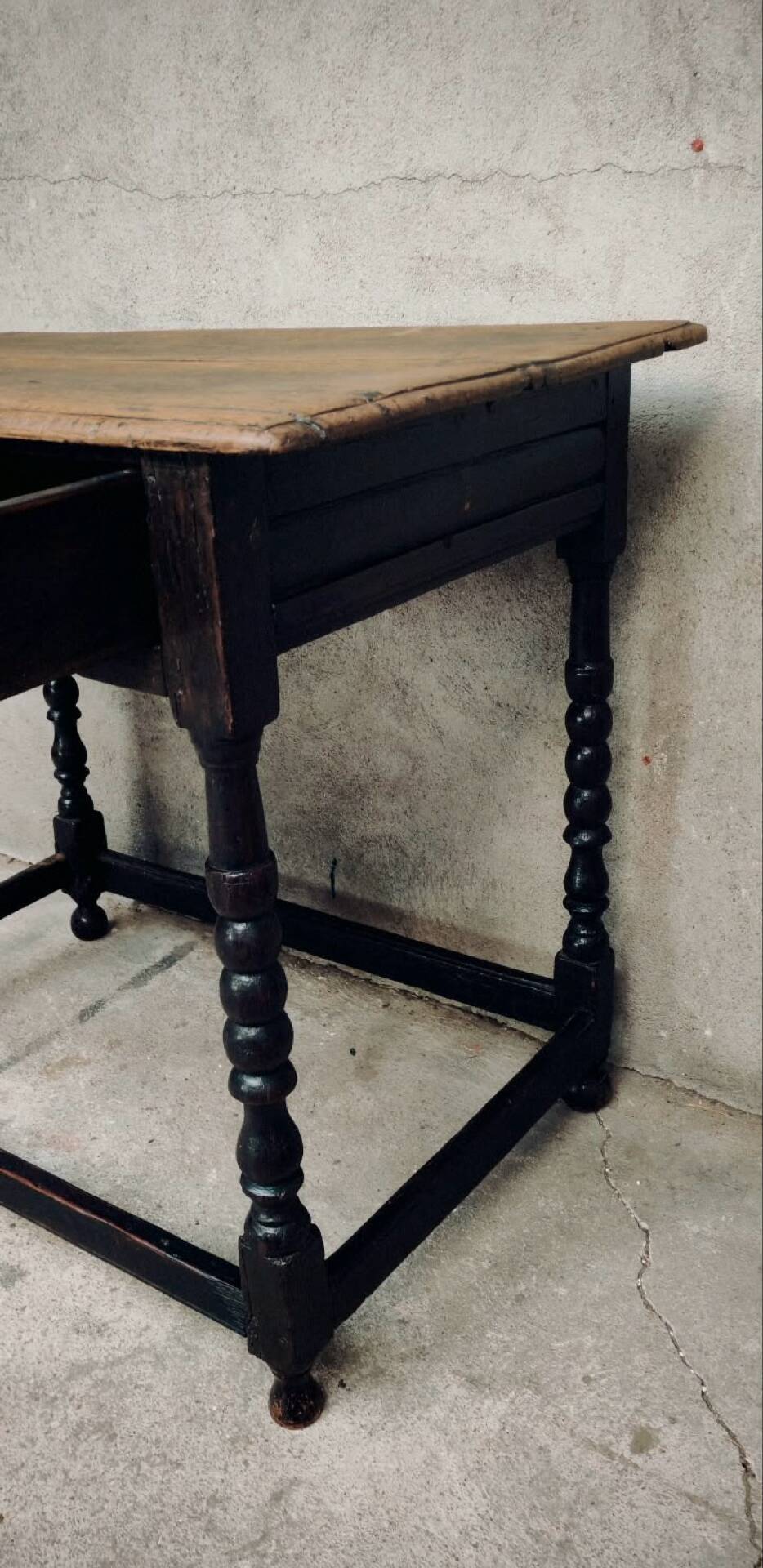 Small desk or table in Henri II style.