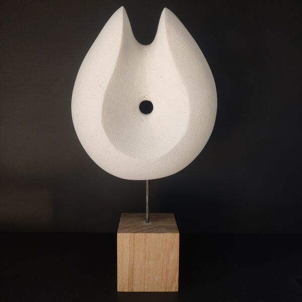 Sculpture sur pierre molle & socle bois