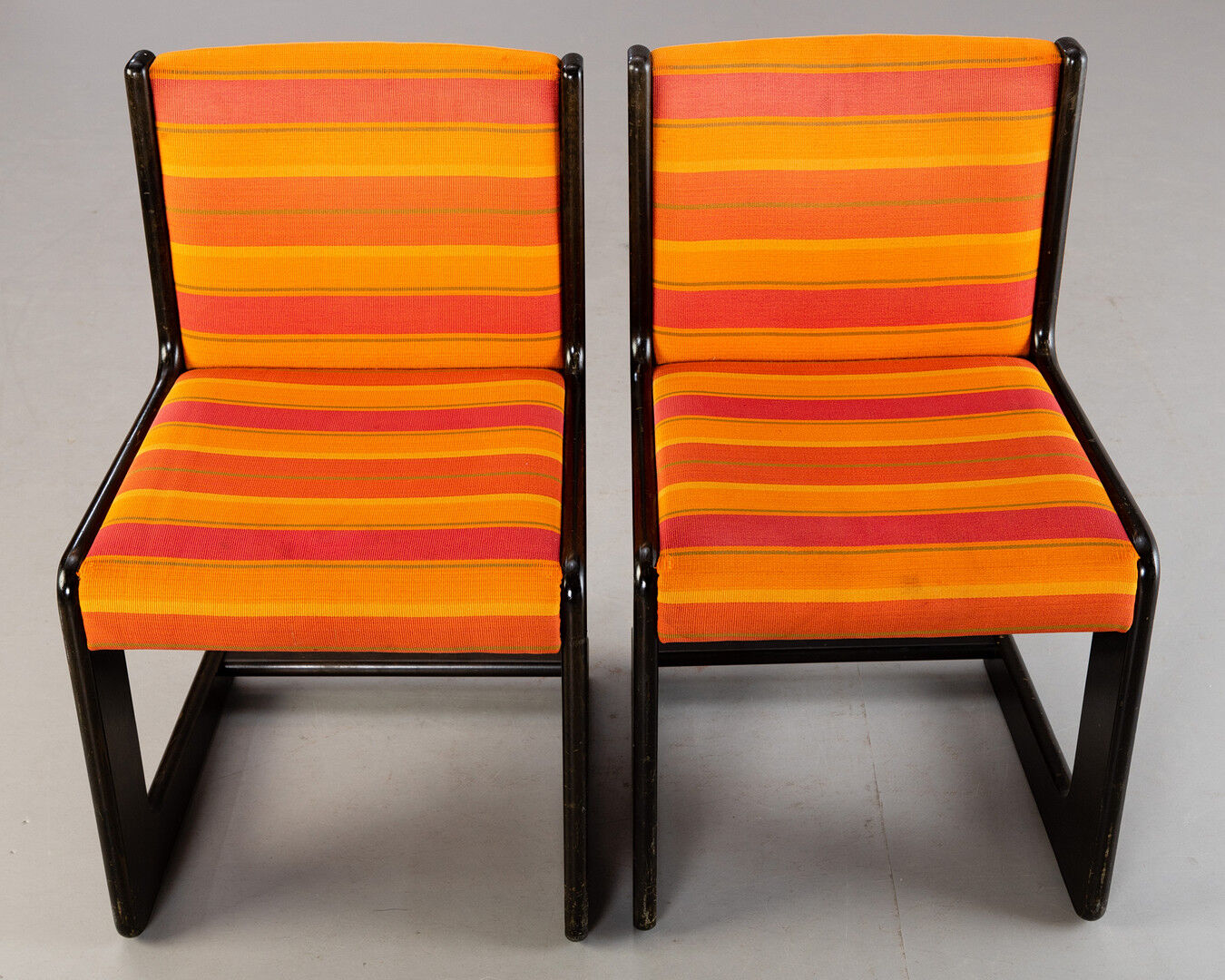 2 vintage casala cantilever chairs