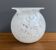 Vase en bol blanc des années 1970