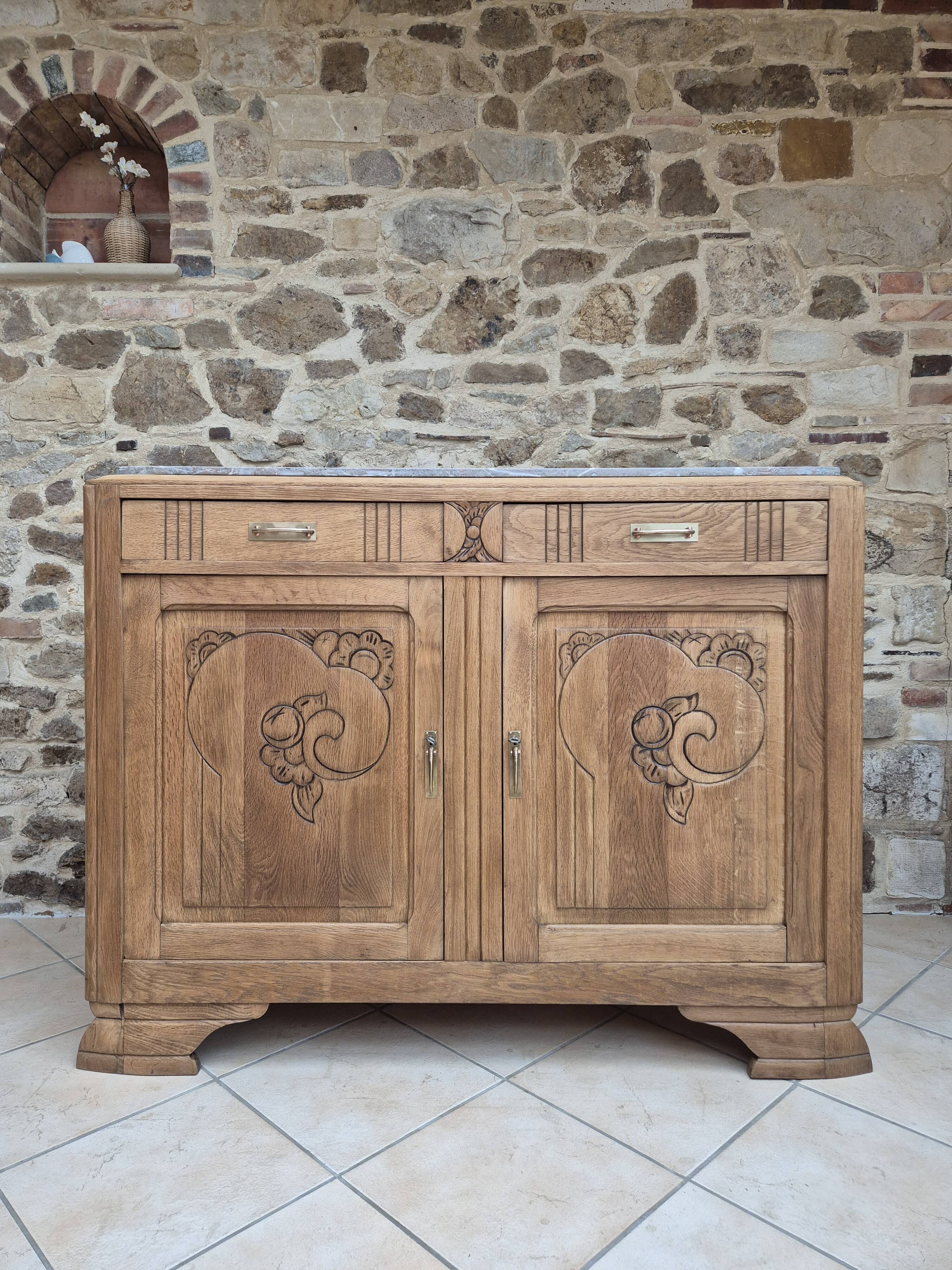 Buffet parisien art déco