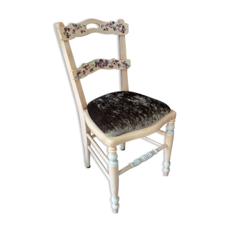 Decorative chair